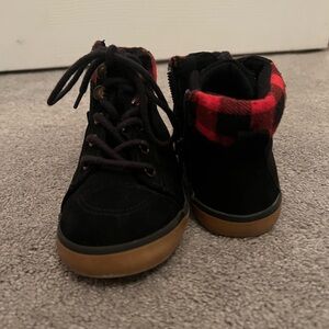 Size 9C Boy High top Gap Shoes Plaid